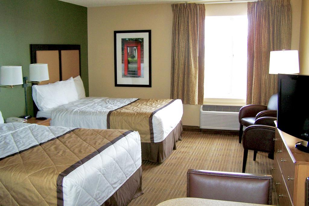 Extended Stay America Select Suites - Chicago - Lombard - Oakbrook Oakbrook Terrace Exterior foto