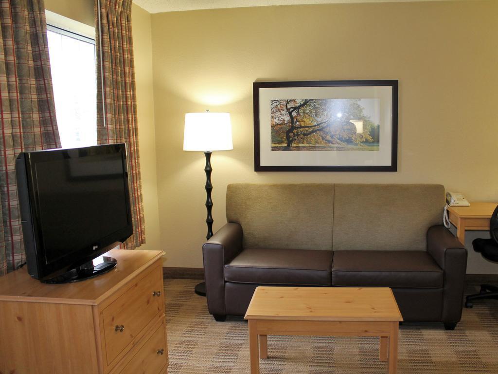 Extended Stay America Select Suites - Chicago - Lombard - Oakbrook Oakbrook Terrace Exterior foto
